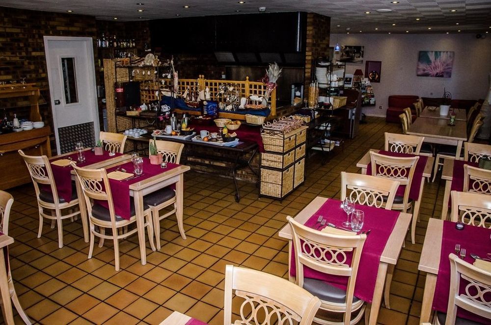 Kyriad Nancy Sud - Ludres Restaurace fotografie